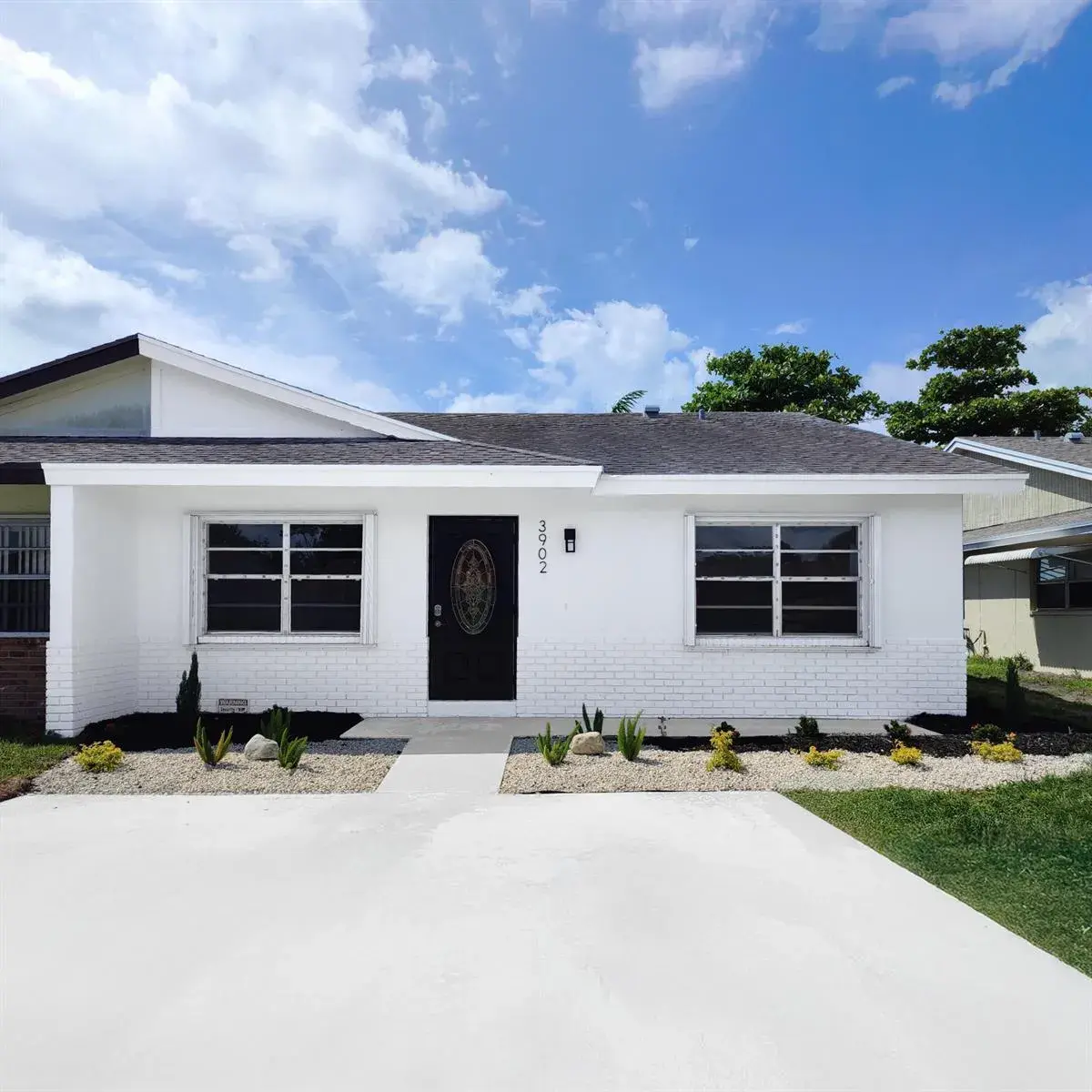 2 bedroom 2 bath Residential for sale at 3902 Harwood Street, West Palm Beach FL 33403