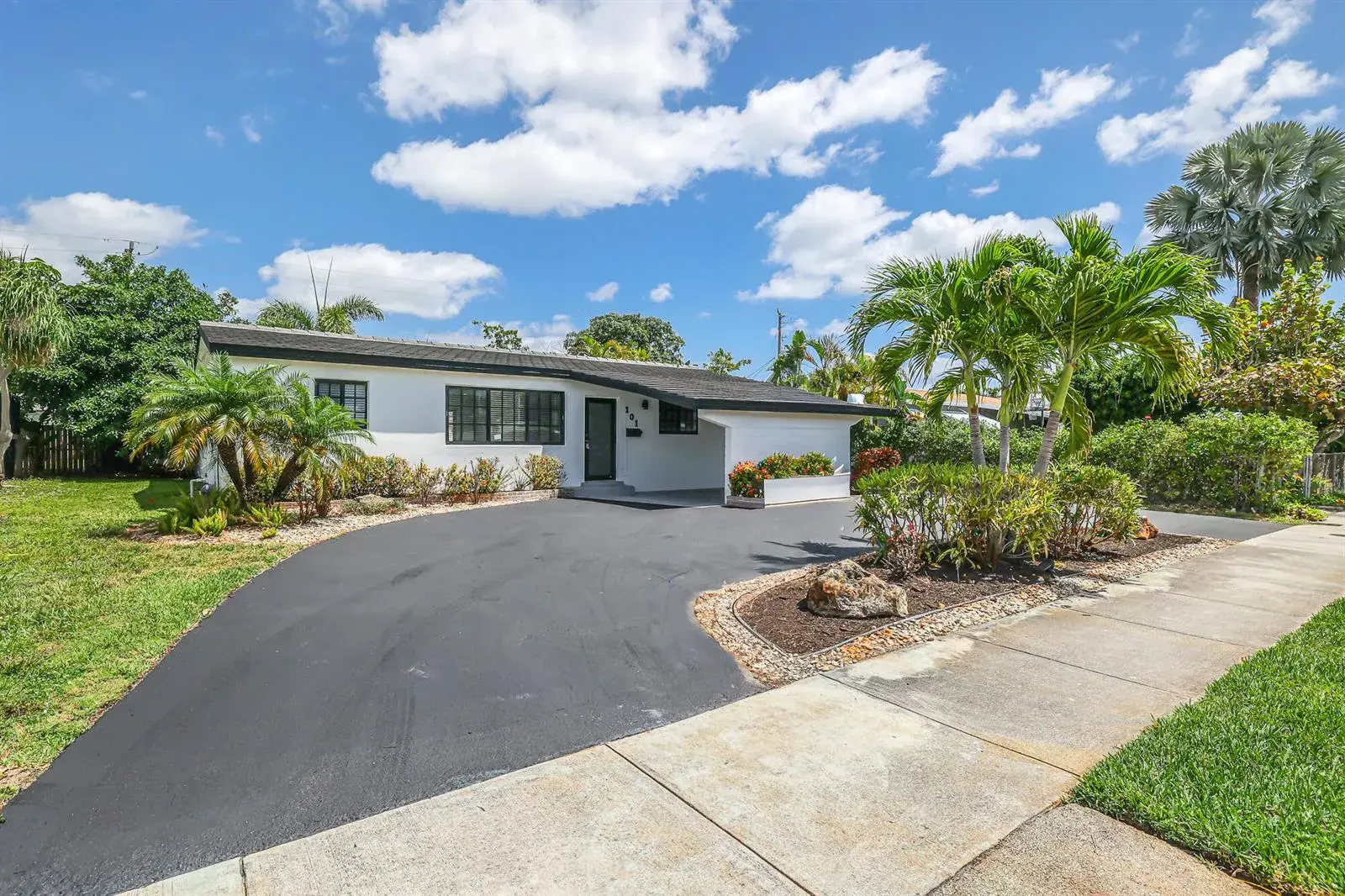 3 bedroom 2 bath Residential for sale at 101 NE 57th Court, Fort Lauderdale FL 33334