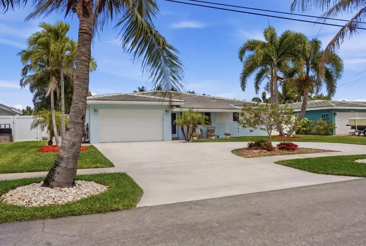 380 SE 5th Avenue, Pompano Beach FL 33060