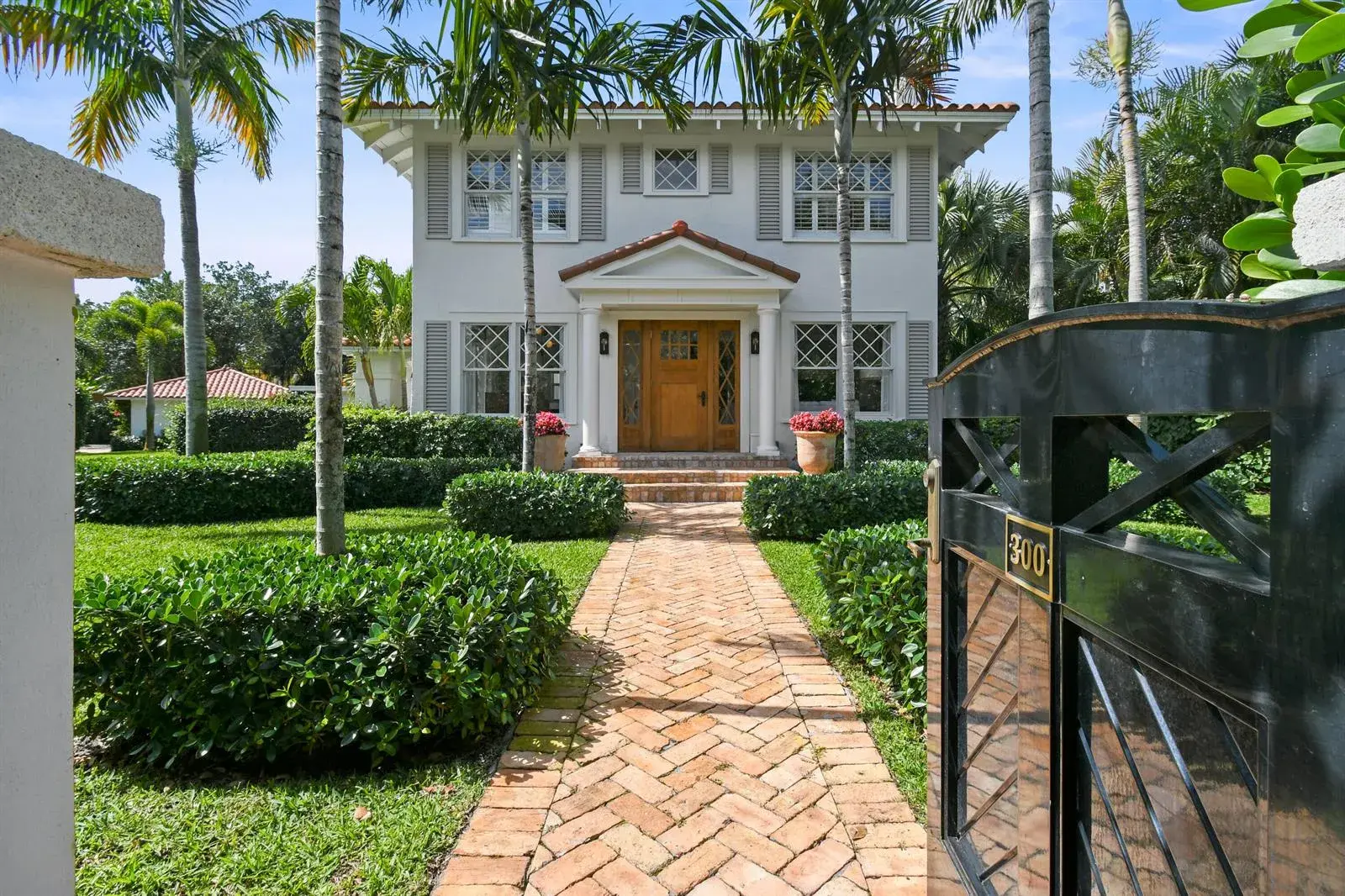 300 Buckingham Road, West Palm Beach FL 33405