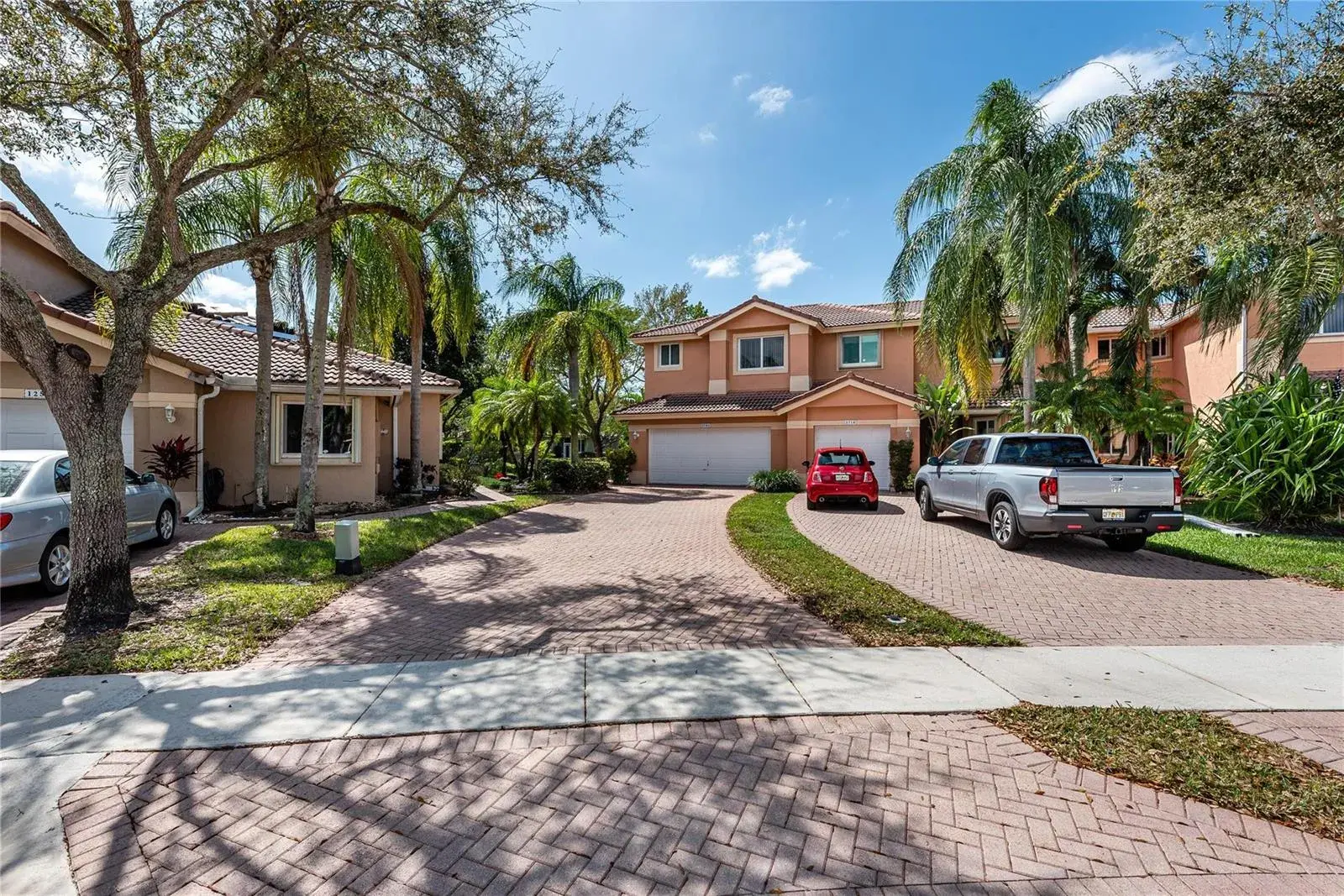 5704 NW 127th Terrace, Coral Springs FL 33076