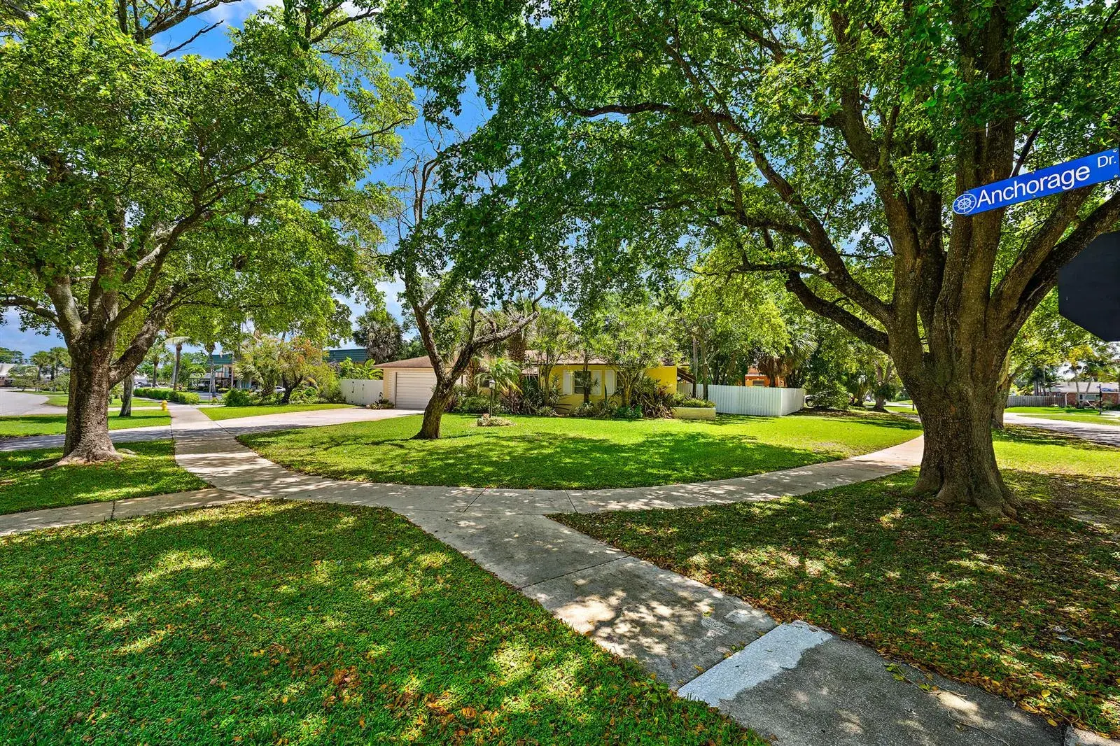 844 Anchorage Drive, North Palm Beach FL 33408