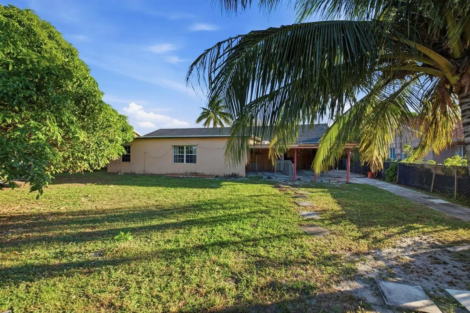 561 NE 38th Street, Deerfield Beach FL 33064