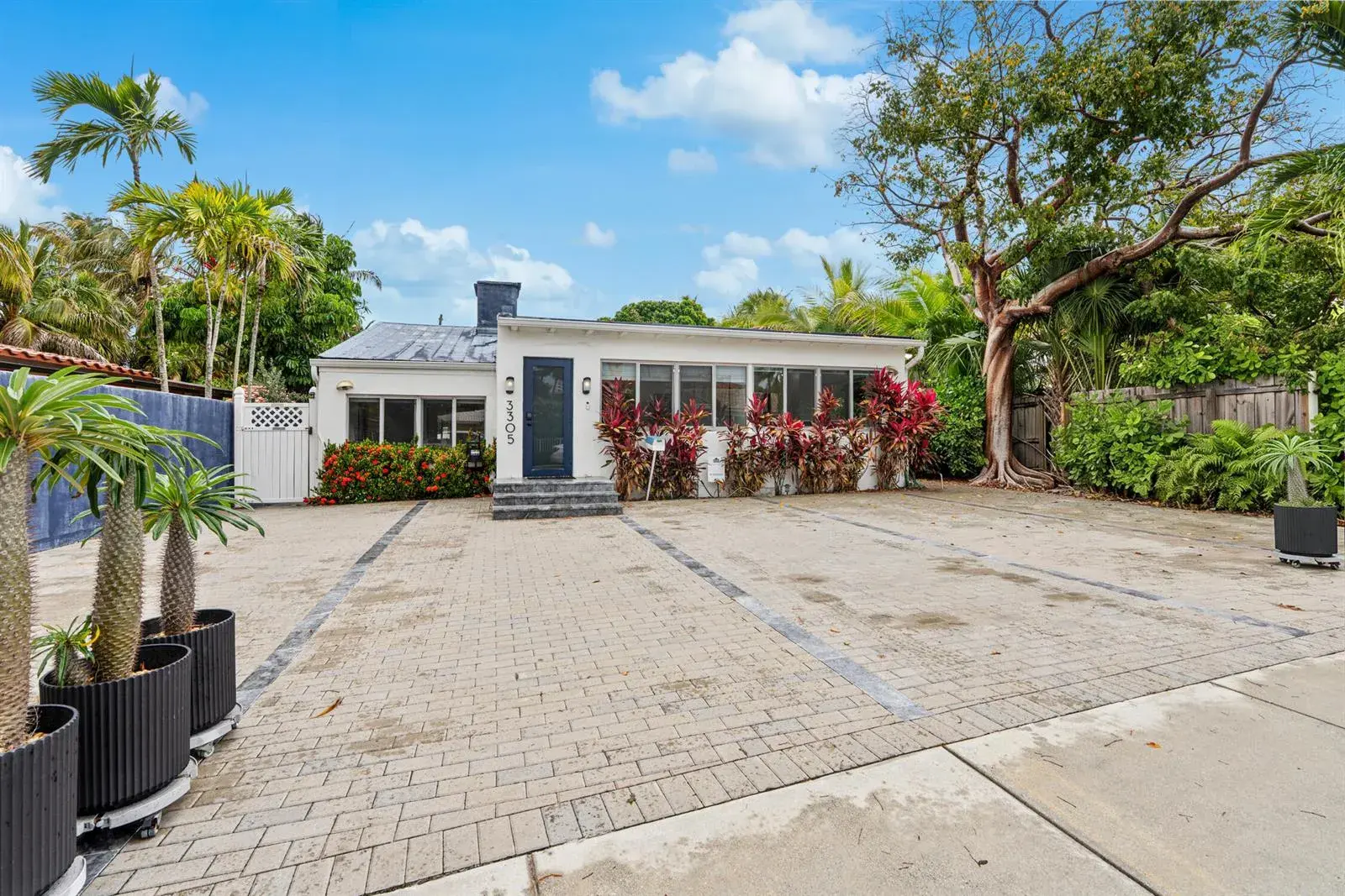 3305 NE 16th Court, Fort Lauderdale FL 33305