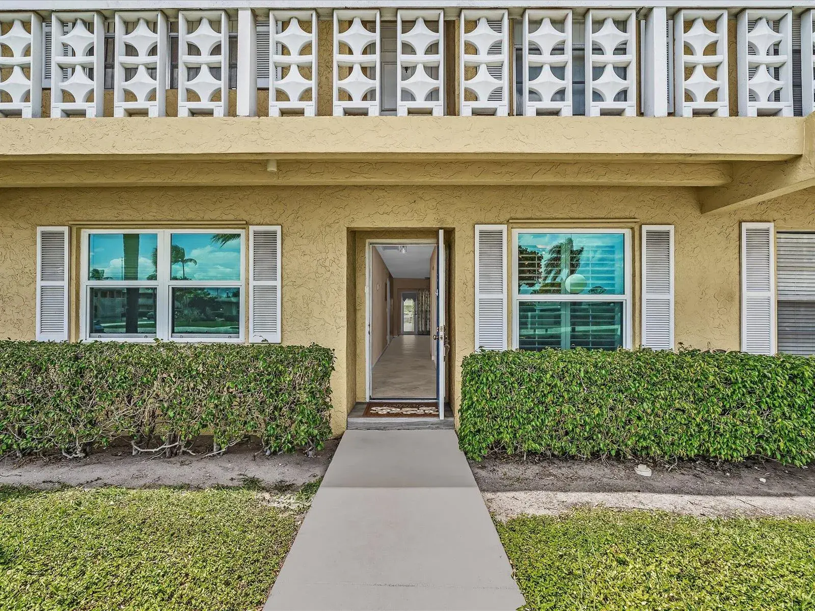 1151 Calamondin Terrace, Delray Beach FL 33445