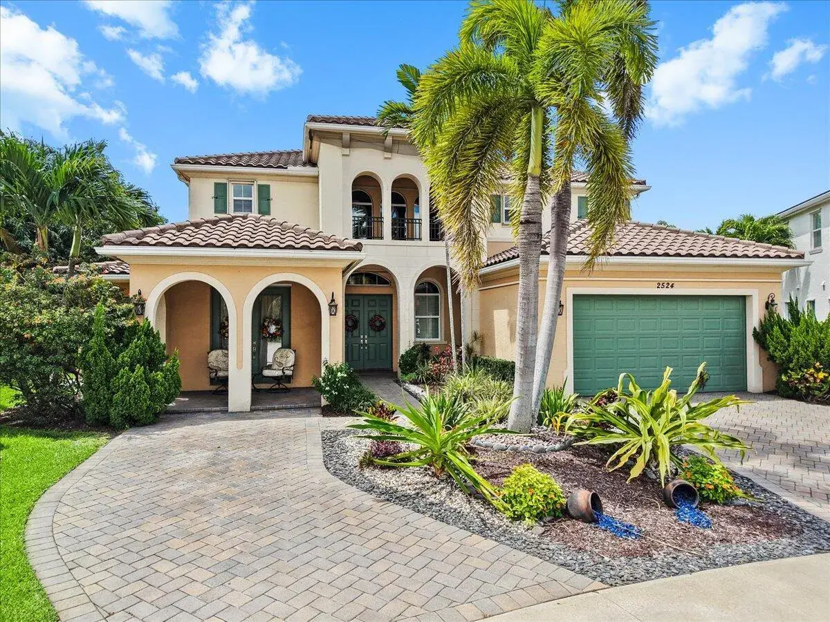 6 bedroom 4 bath Residential for sale at 2524 Cooper Way, Wellington FL 33414