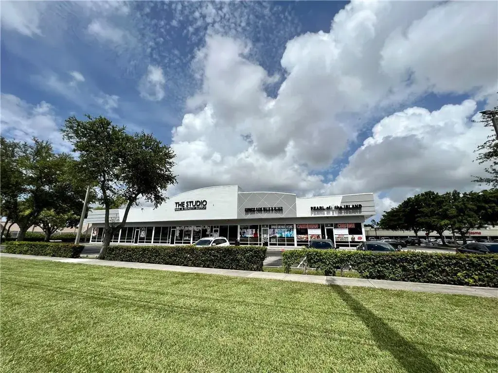 Commercial Sale for sale at 1490 N State Road 7 # B, Margate FL 33063
