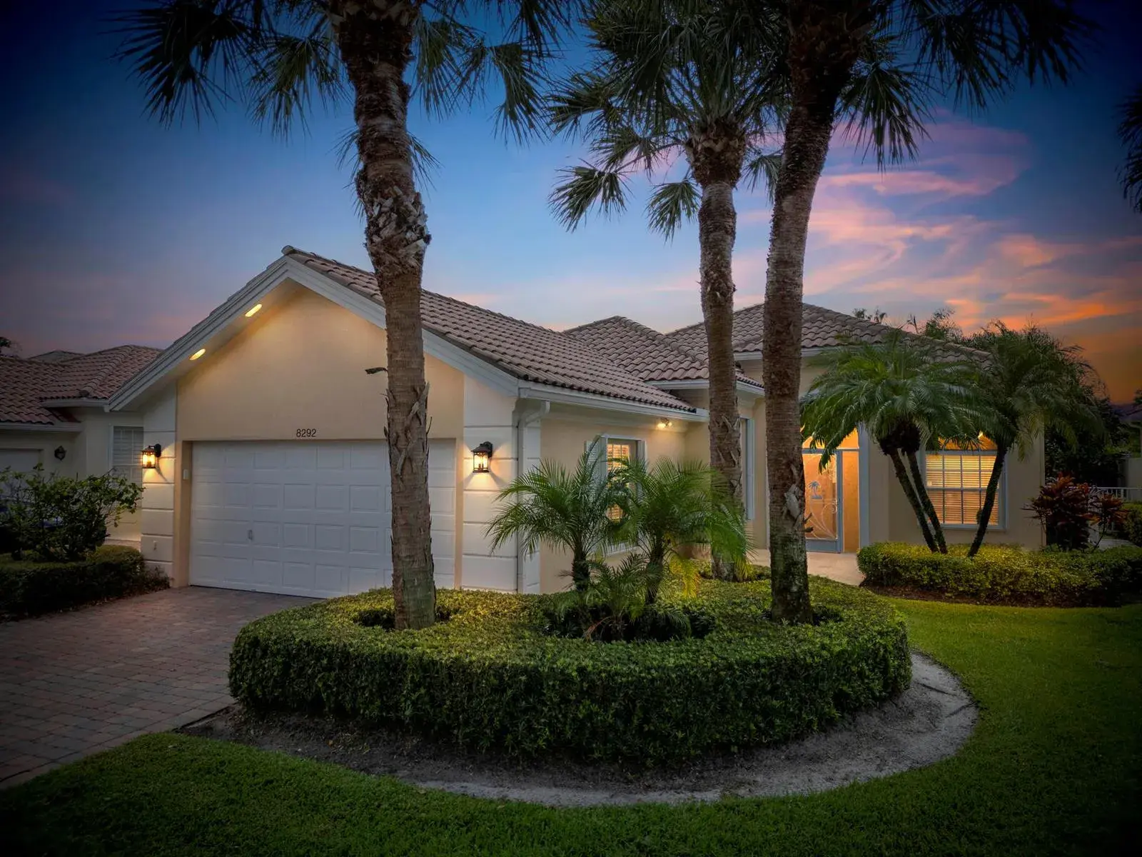 3 bedroom 3 bath Residential for sale at 8292 Dominica Place, Wellington FL 33414