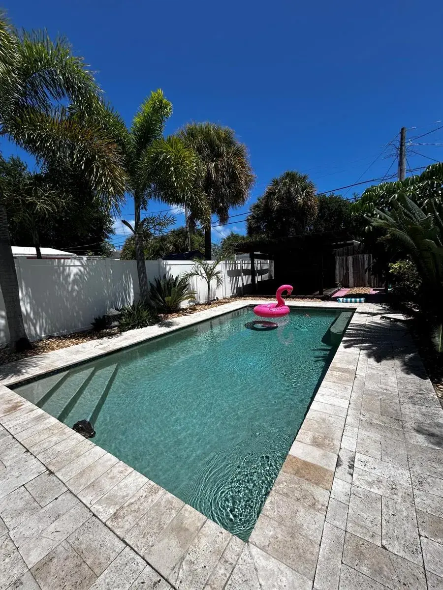 408 N J Street, FL 33460