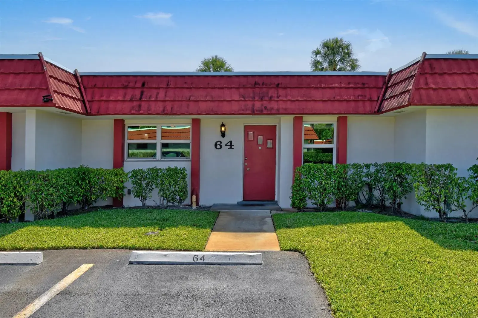 2 bedroom 2 bath Residential for sale at 5800 Fernley Dr W # 64, West Palm Beach FL 33415