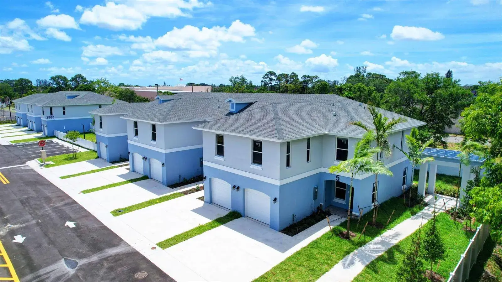 Commercial Sale for sale at 3871 Patio Court, Palm Springs FL 33461