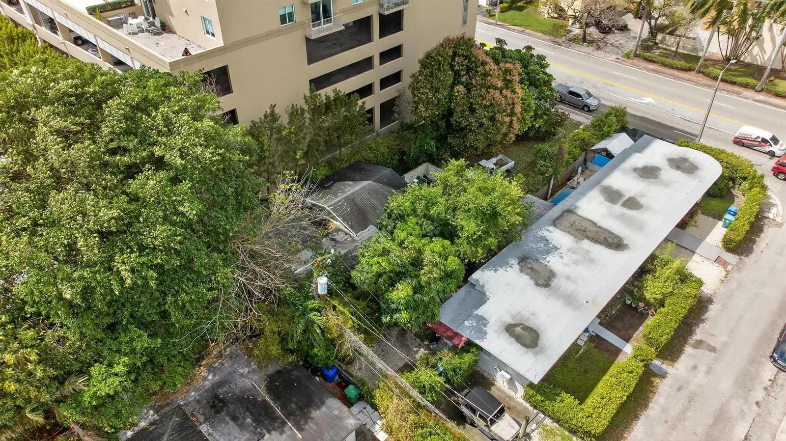 975 SW 37th Avenue, Miami FL 33135