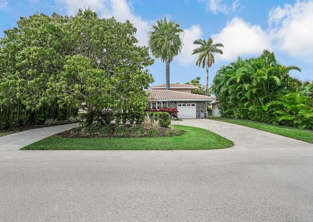 491 SE 16th Avenue, Pompano Beach FL 33060