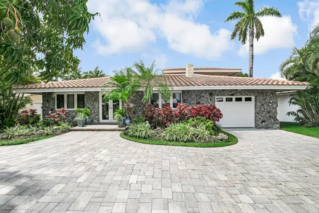 491 SE 16th Avenue, Pompano Beach FL 33060