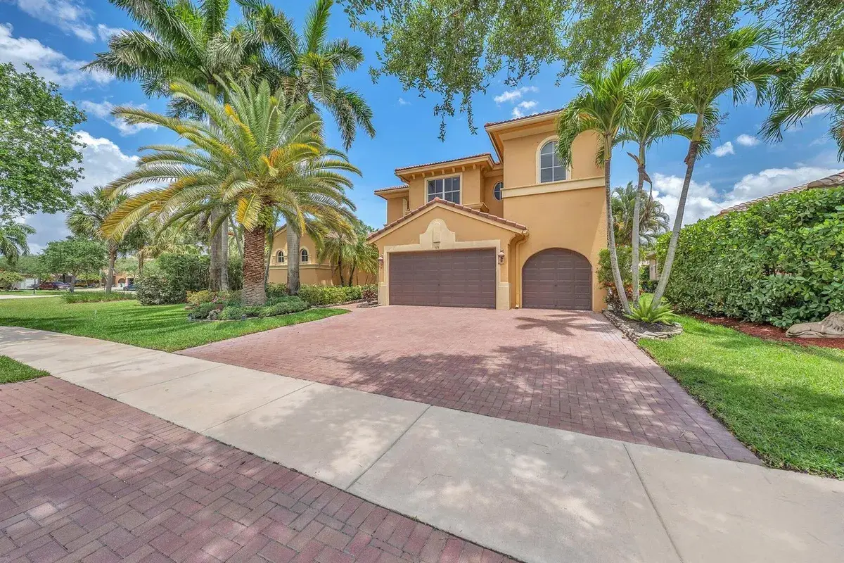 7678 NW 117th Lane, Parkland FL 33076