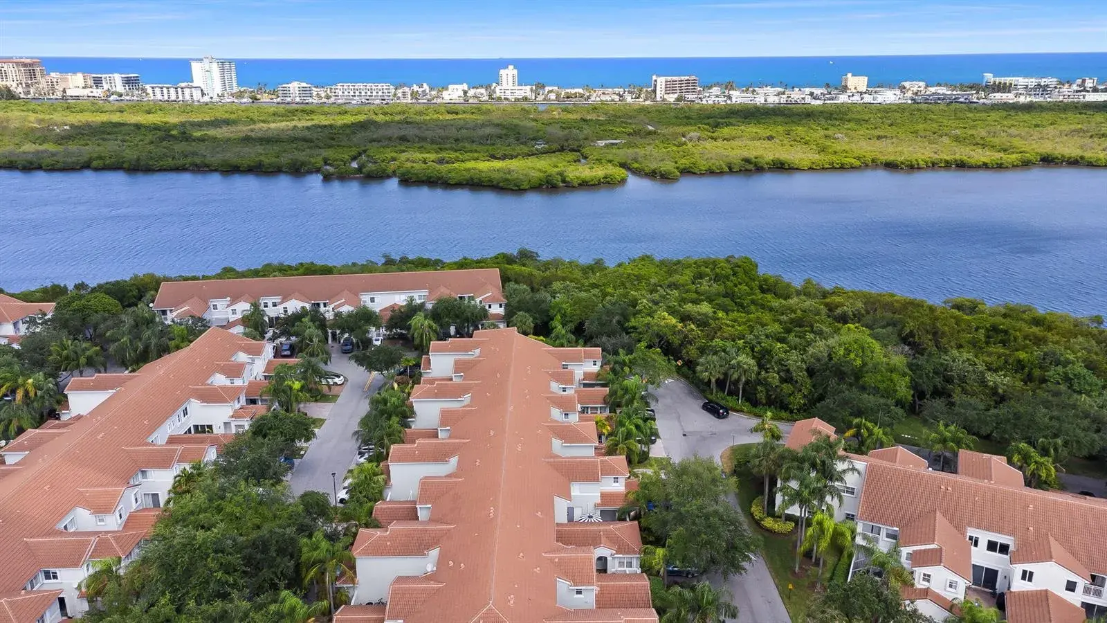 931 Lemonwood Court, Hollywood FL 33019