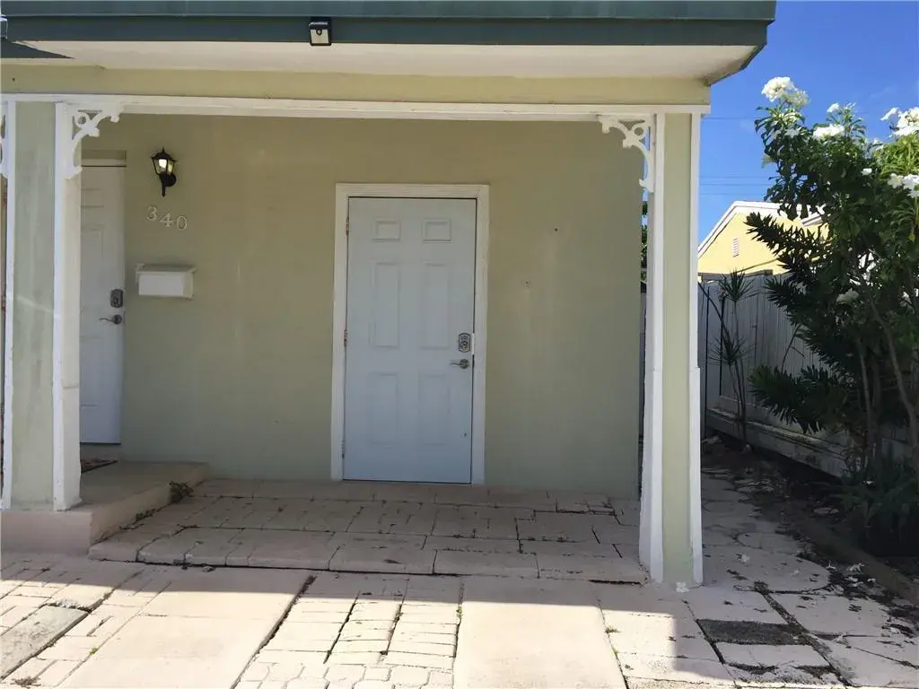 1 bedroom 1 bath Residential Lease for rent at 340 NE 56th Street, Fort Lauderdale FL 33334