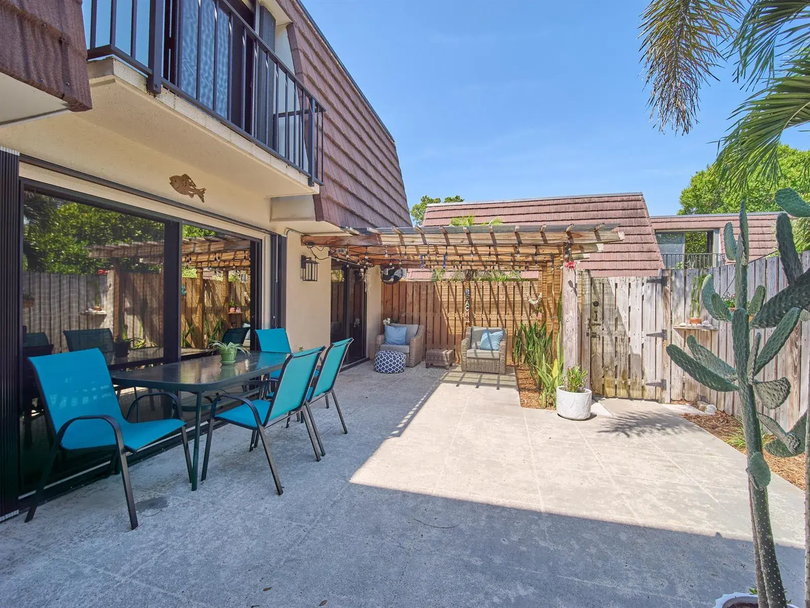 803 8th Lane, Palm Beach Gardens FL 33418