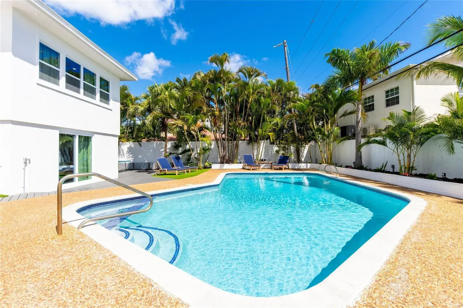 3329 NE 17th Street, Fort Lauderdale FL 33305