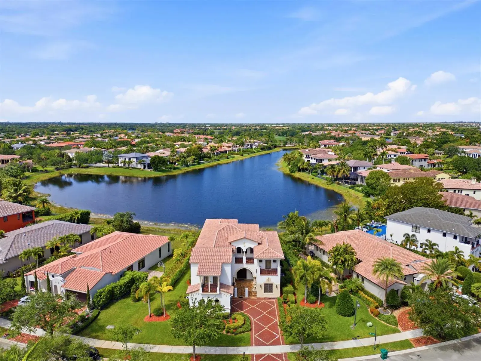 8289 Emerald Avenue, Parkland FL 33076