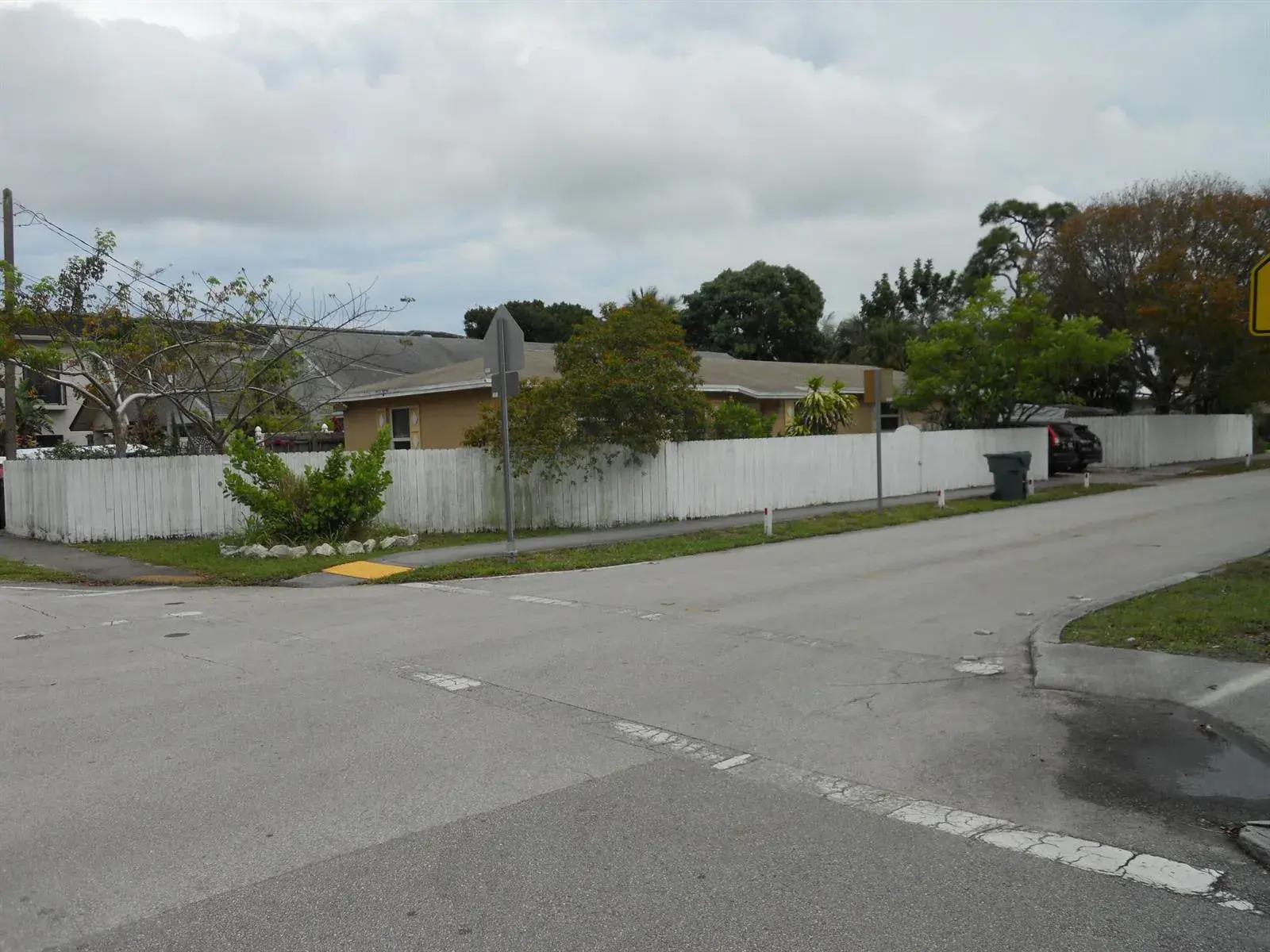 3290 NE 10th Avenue, Oakland Park FL 33334