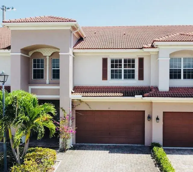 3 bedroom 2 bath Residential Lease for rent at 30 Beechdale Lane, Boynton Beach FL 33426