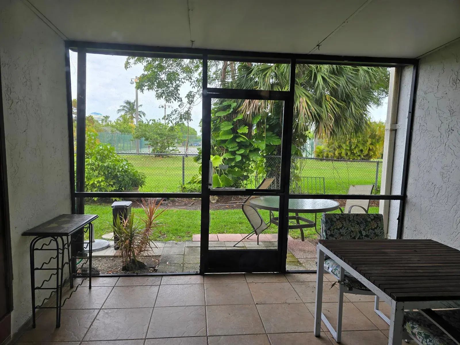 2 bedroom 1 bath Residential Lease for rent at 2153 N 14th Avenue # 2153, Hollywood FL 33020