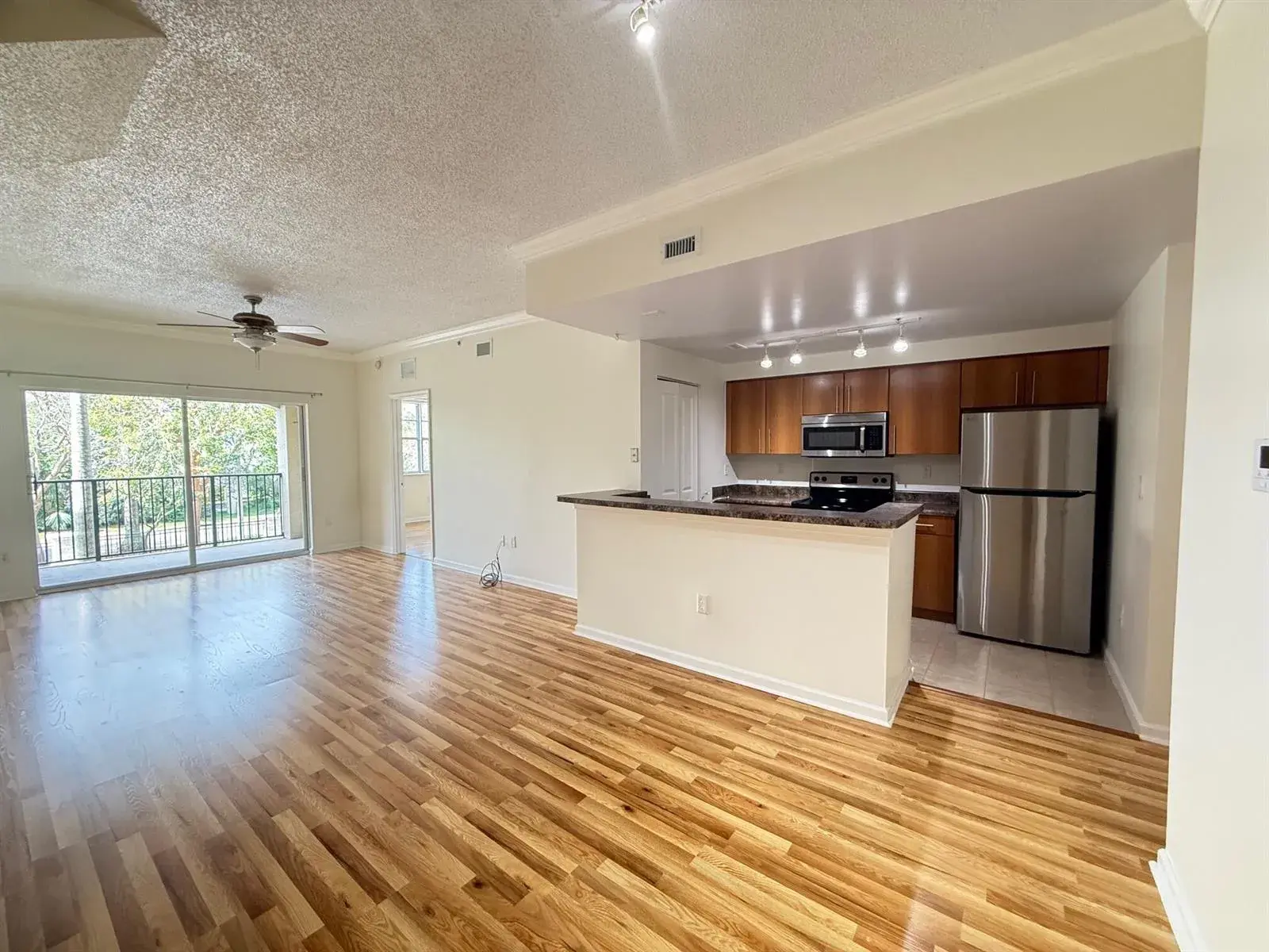 5800 W Sample # 207, Coral Springs FL 33067