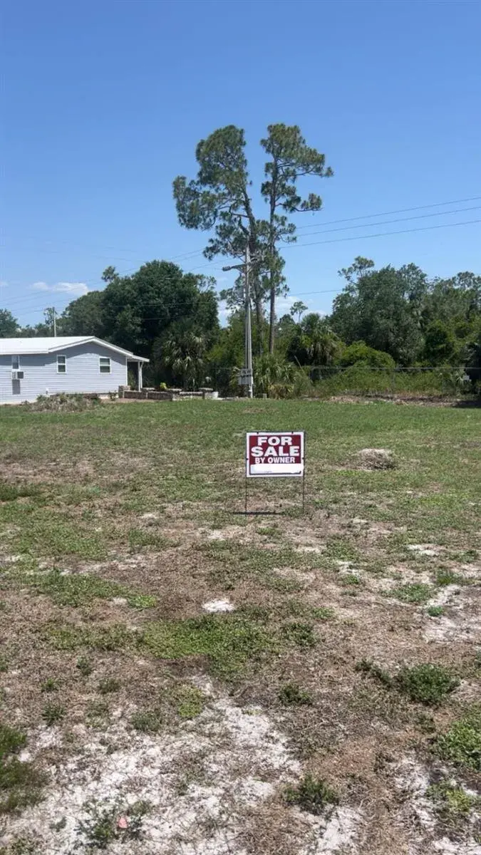 317 S Shrub Ln Lane S, FL 33917