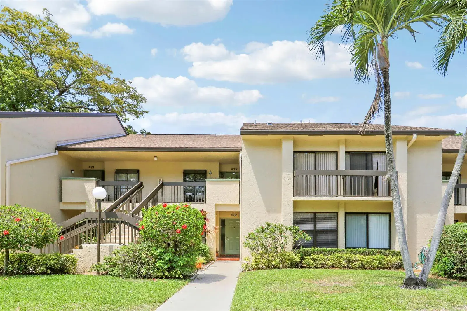 2 bedroom 2 bath Residential for sale at 5121 Oak Hill Lane # 412, Delray Beach FL 33484