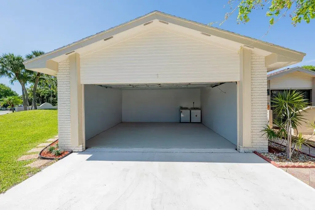 1 Afton Place, Boynton Beach FL 33426