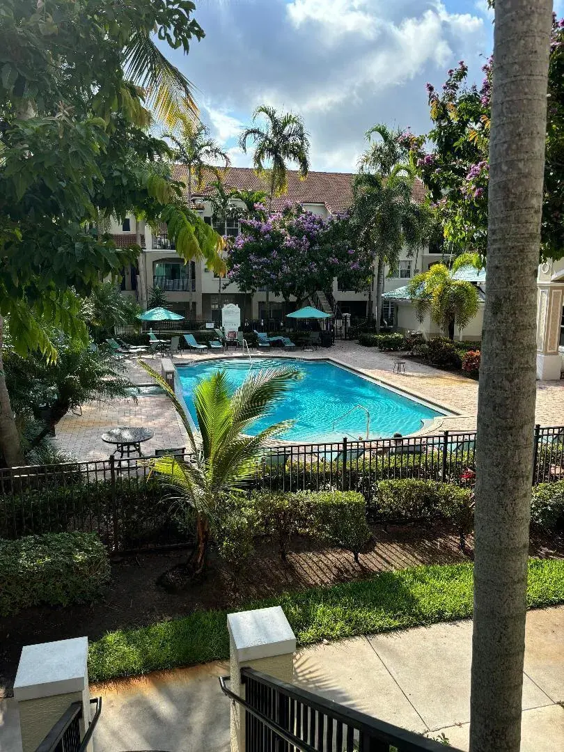 5940 W Sample Road # 307, Coral Springs FL 33067