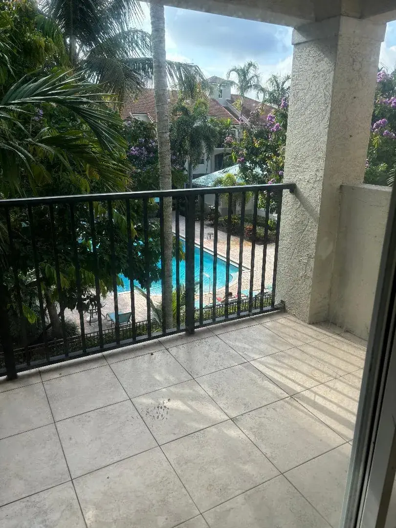 5940 W Sample Road # 307, Coral Springs FL 33067