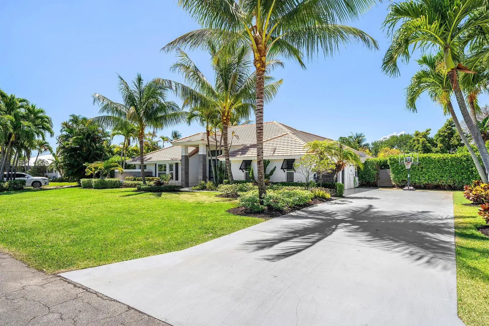916 SW 37th Court, Boynton Beach FL 33435