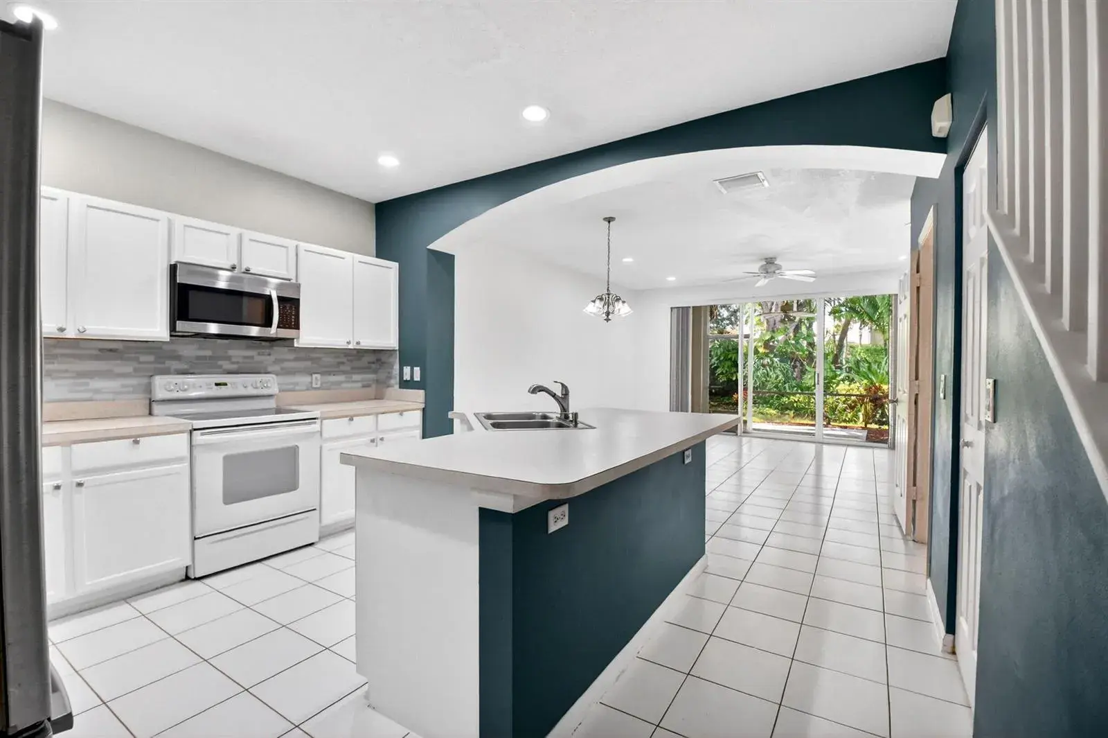 9695 Porta Leona Lane, Boynton Beach FL 33472
