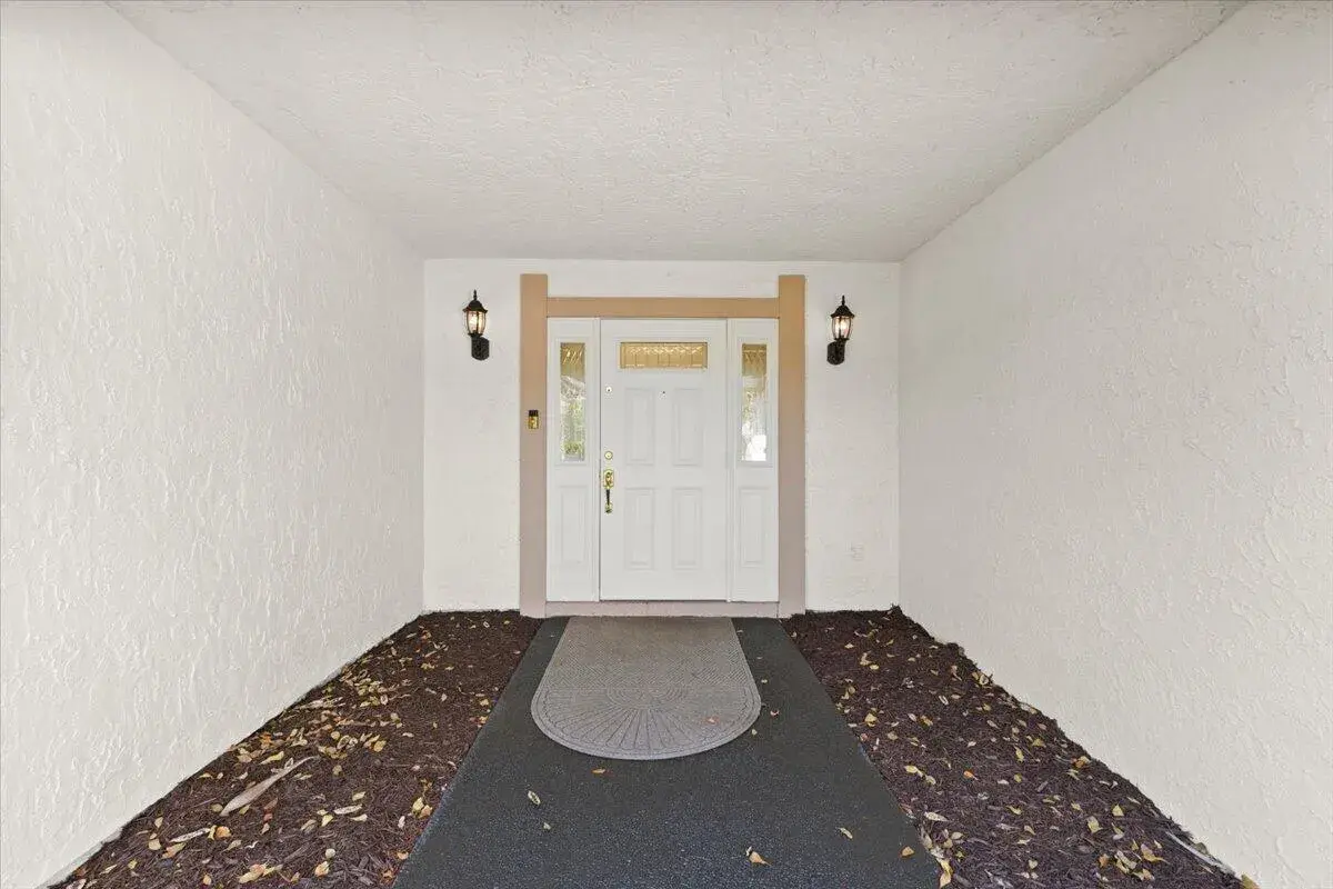 2350 NW 105th Terrace, Coral Springs FL 33065