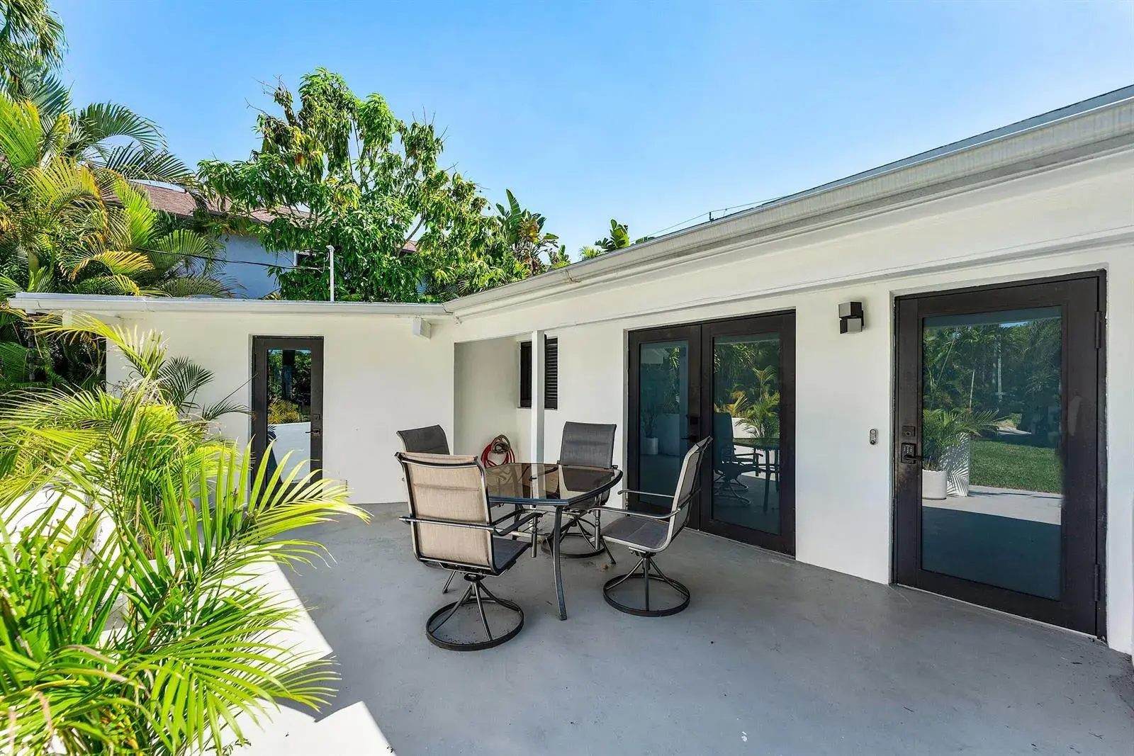 3000 NE 21st Terrace, Fort Lauderdale FL 33306