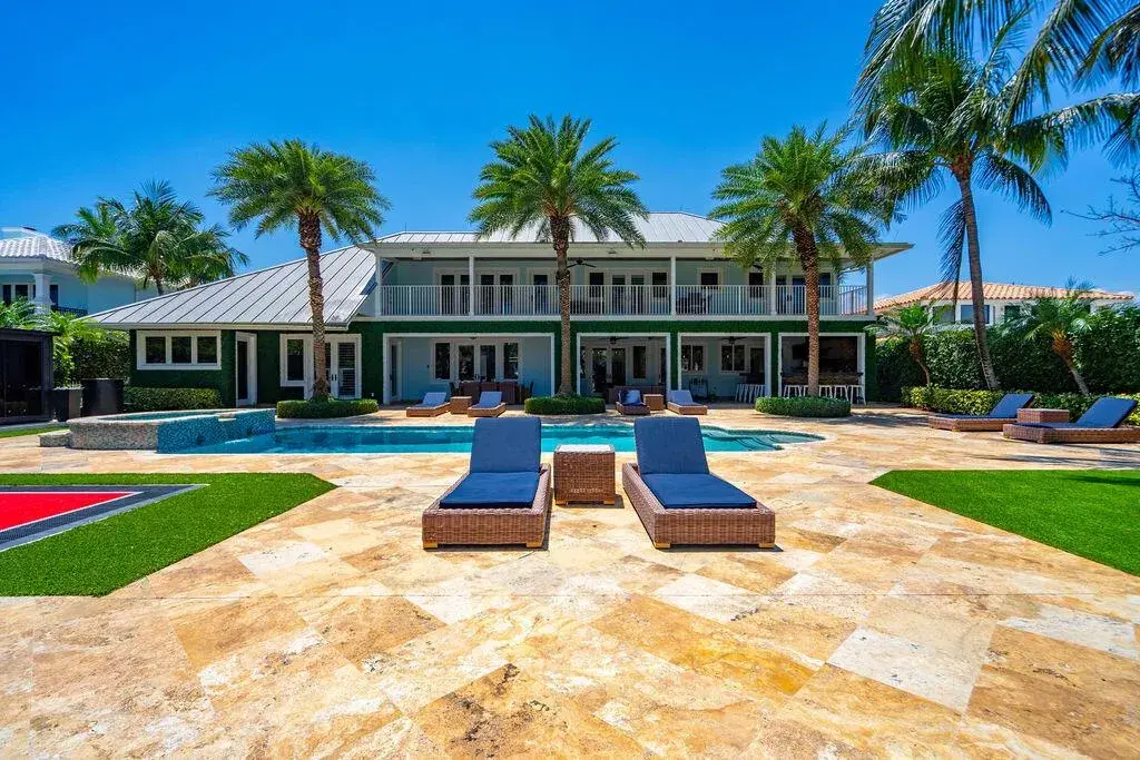 4130 NE 31st Avenue, Lighthouse Point FL 33064