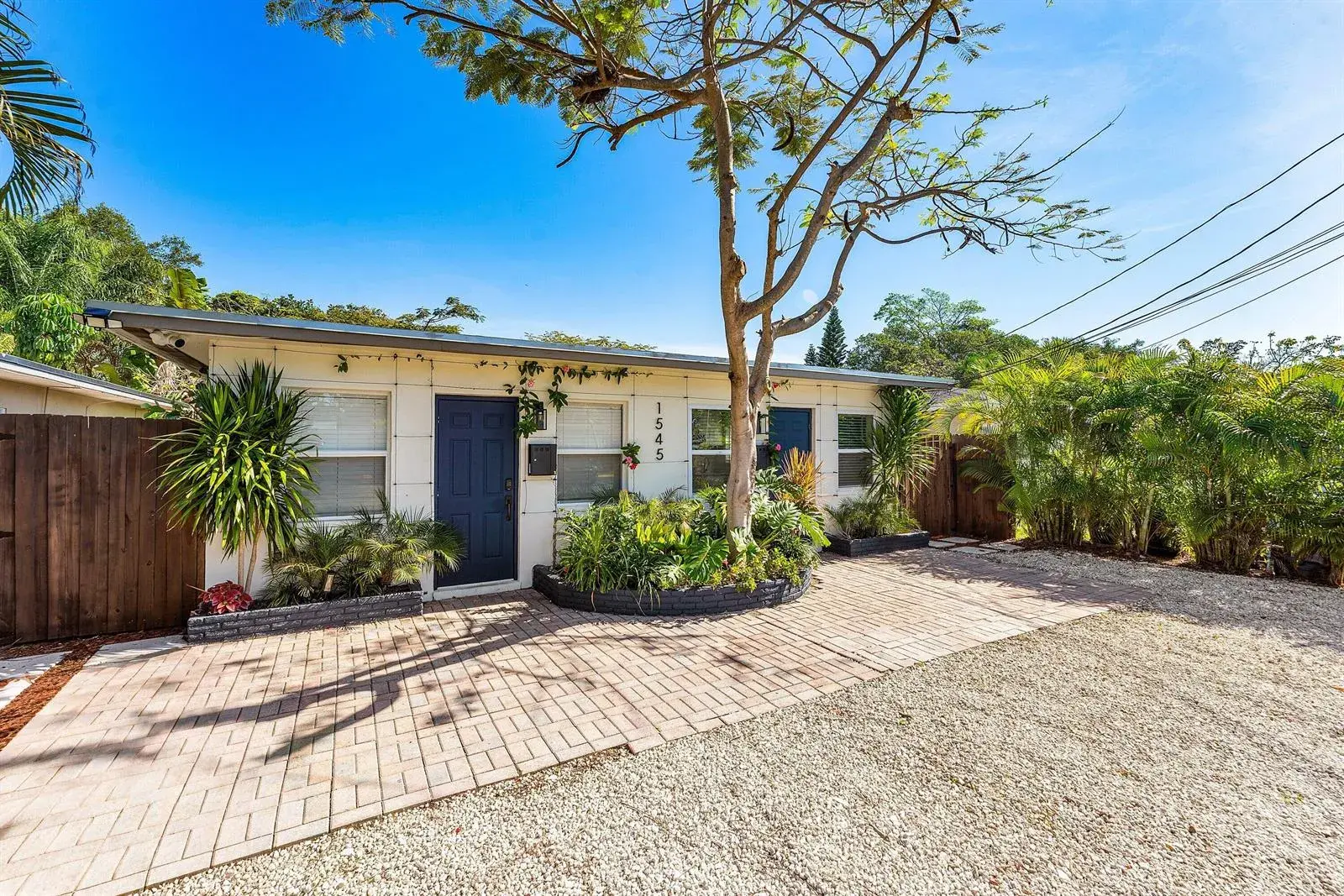 1545 NE 32nd Street, Oakland Park FL 33334
