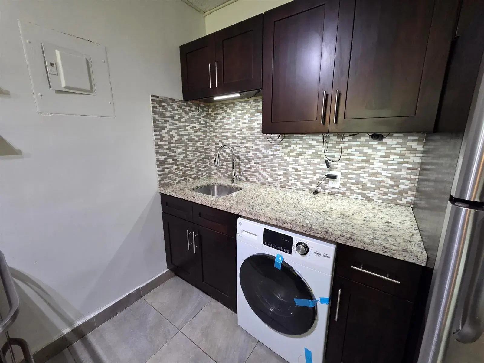 720 NE 2nd Street # 2, Fort Lauderdale FL 33301