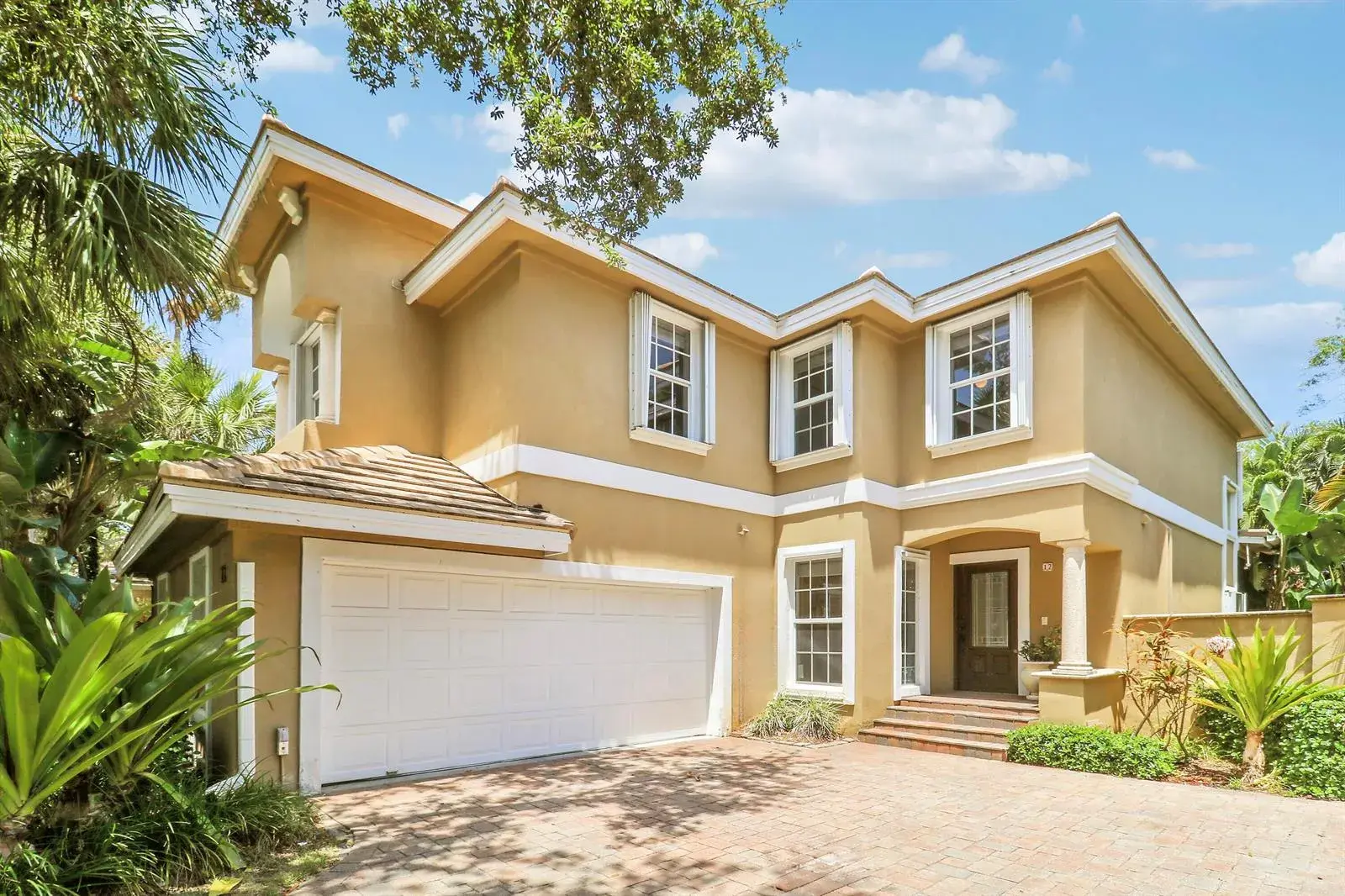 12 Grand Bay Circle, Juno Beach FL 33408