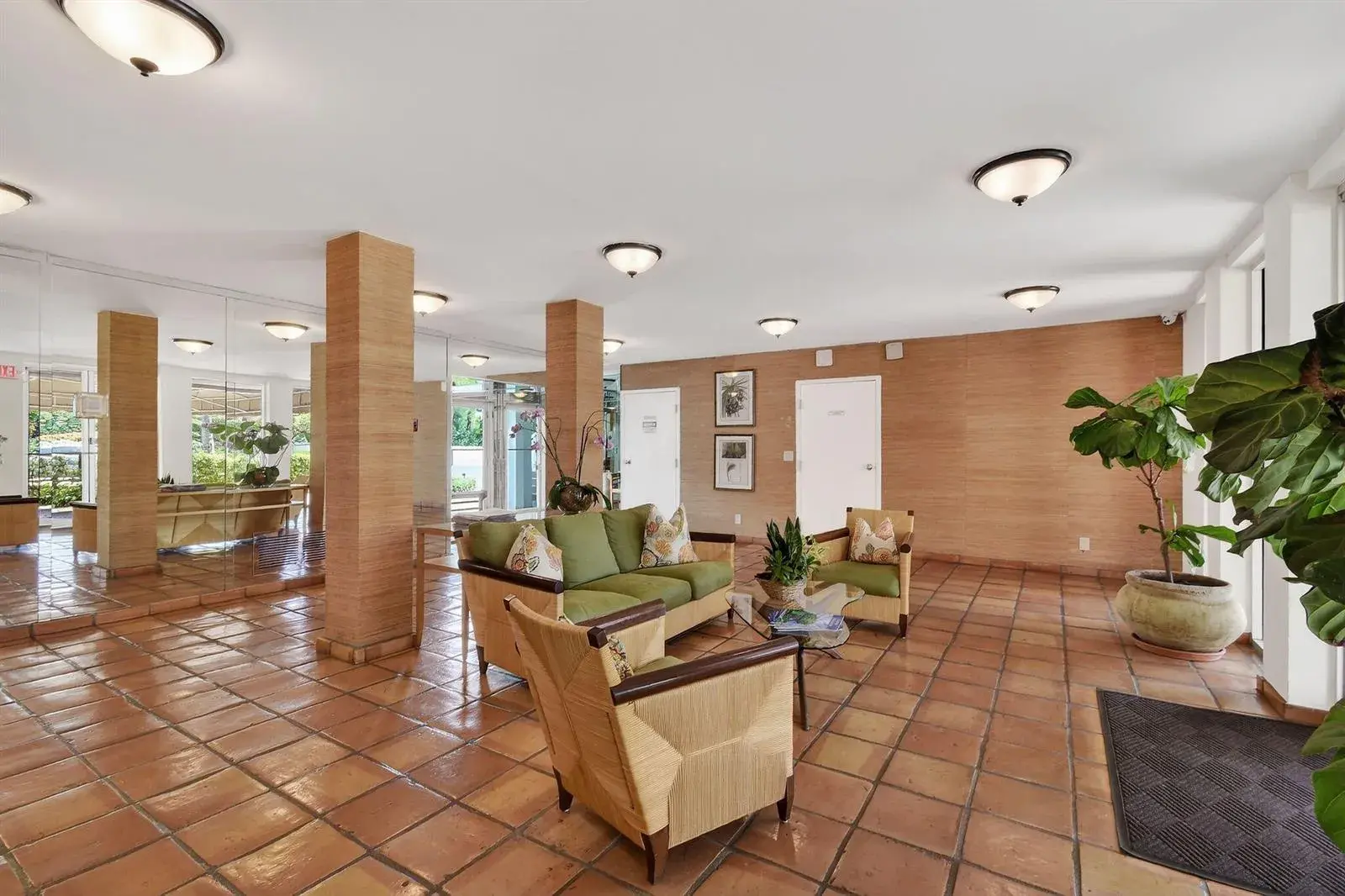 139 Sunrise Avenue # 2030, Palm Beach FL 33480