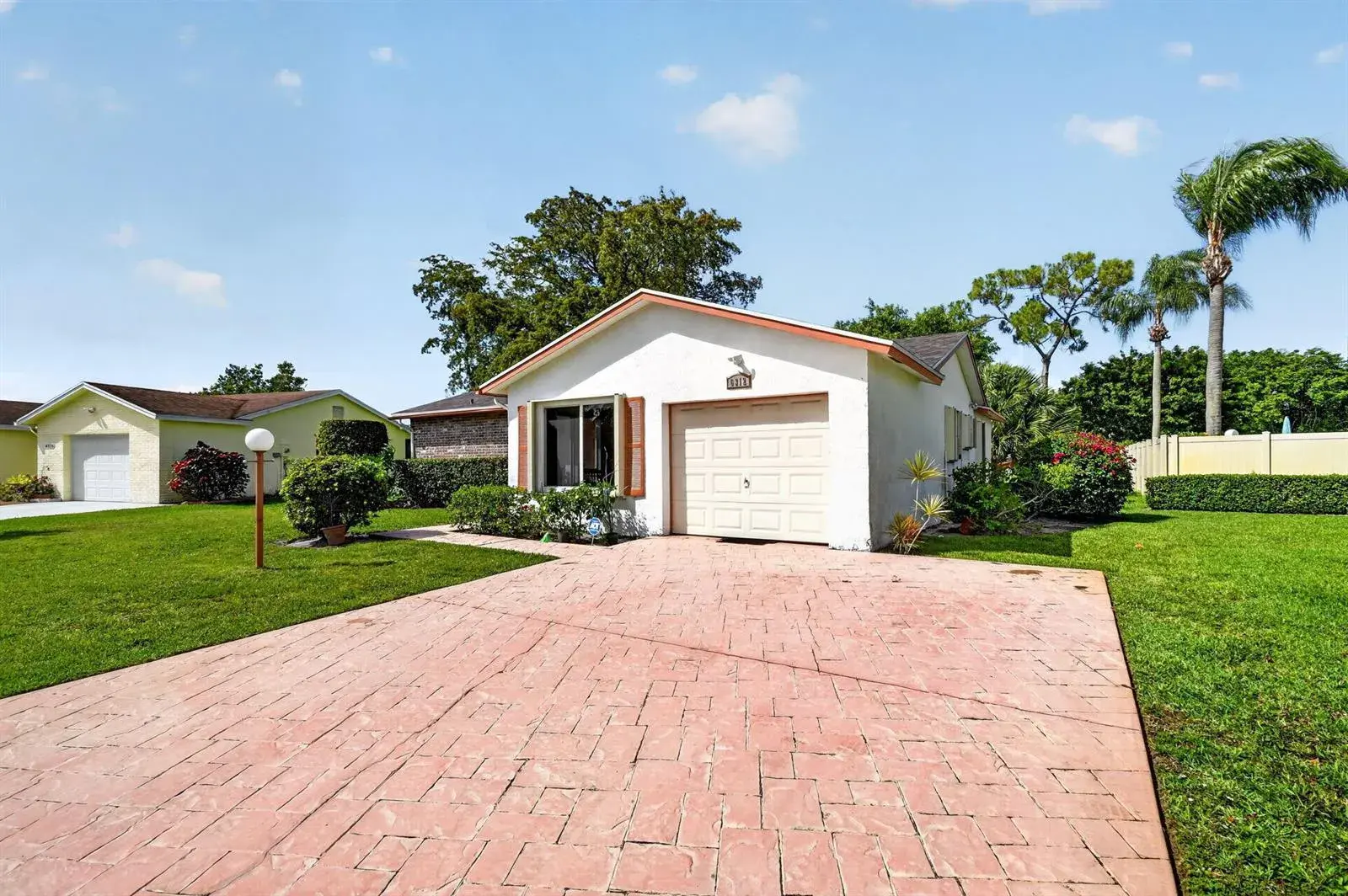 6312 Summer Sky Lane, FL 33463