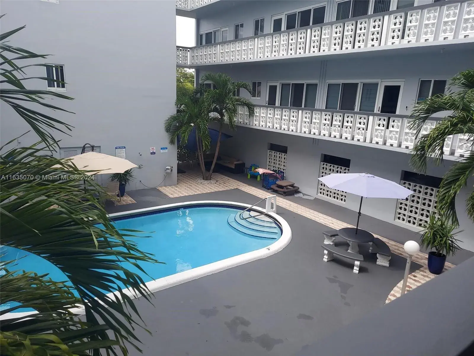 1818 Rodman Street # 2c, Hollywood FL 33020