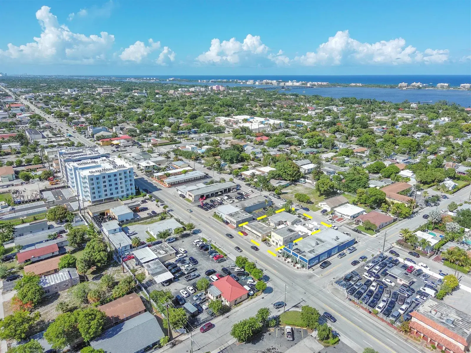 922 & 928 S Dixie Highway, FL 33462