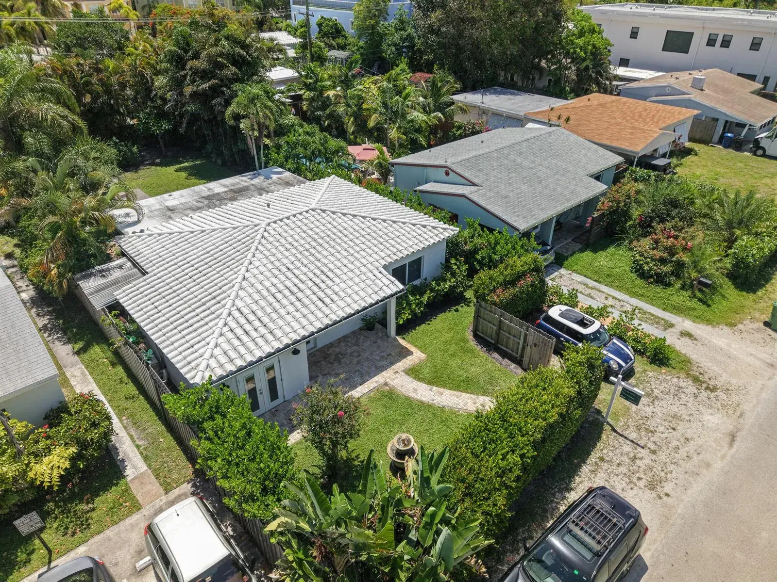 3 bedroom 2 bath Residential for sale at 1236 NE 13th Avenue, Fort Lauderdale FL 33304