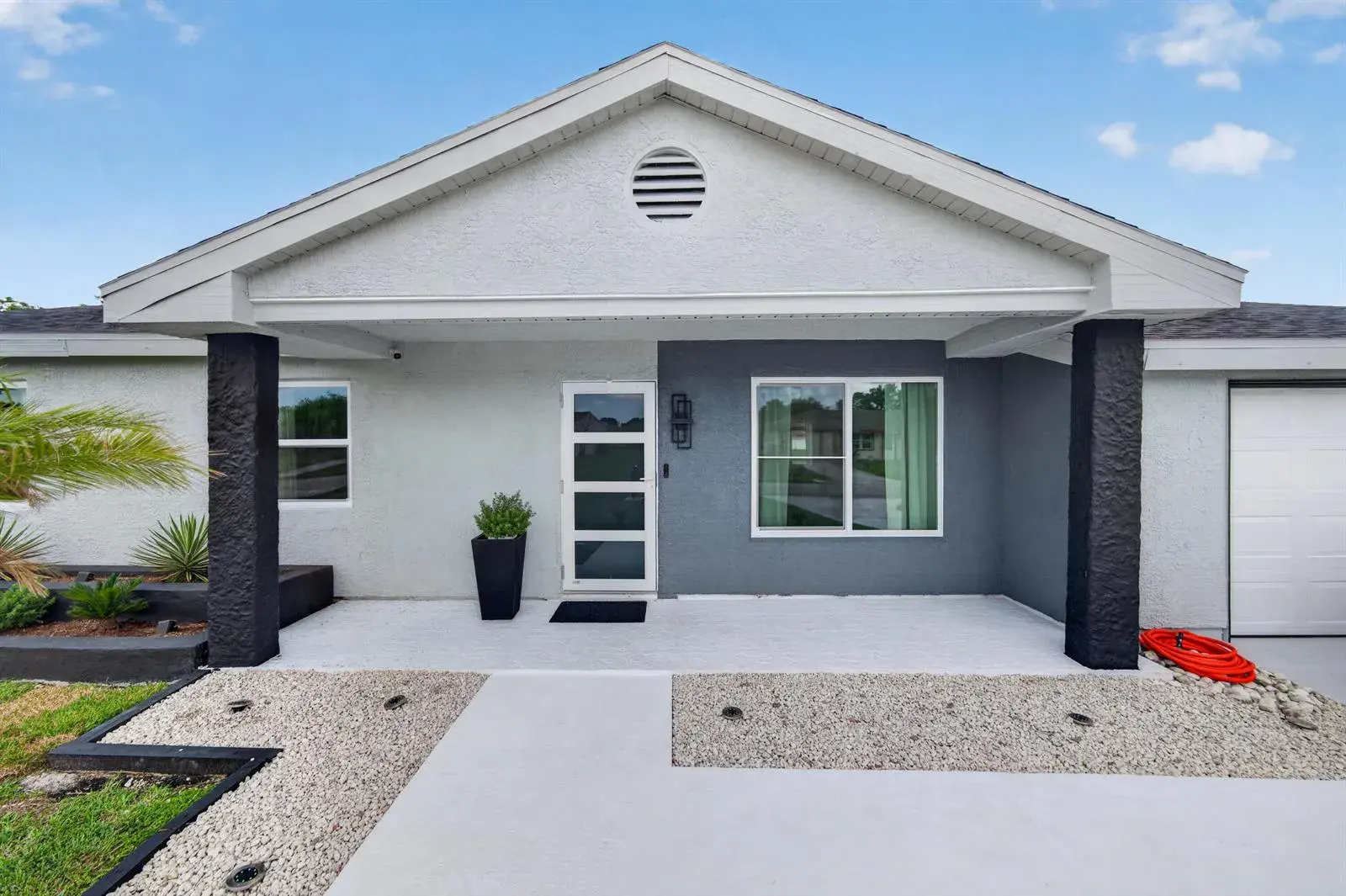 3 bedroom 2 bath Residential for sale at 264 SW Cherryhill Road, Port St. Lucie FL 34953