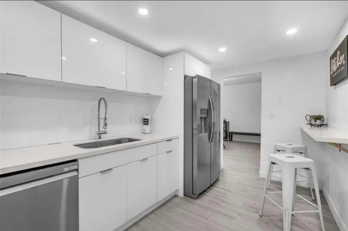 4001 S Ocean Drive # 7k, Hollywood FL 33019