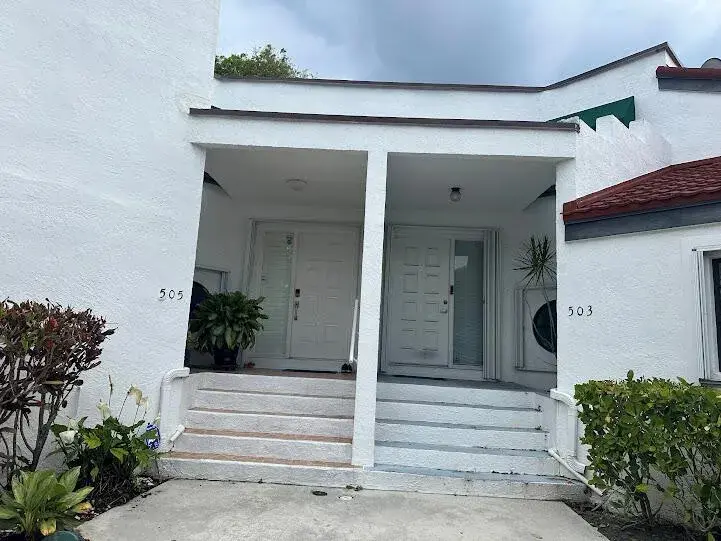 2 bedroom 2 bath Residential for sale at 505 NW 36th Avenue, Deerfield Beach FL 33442