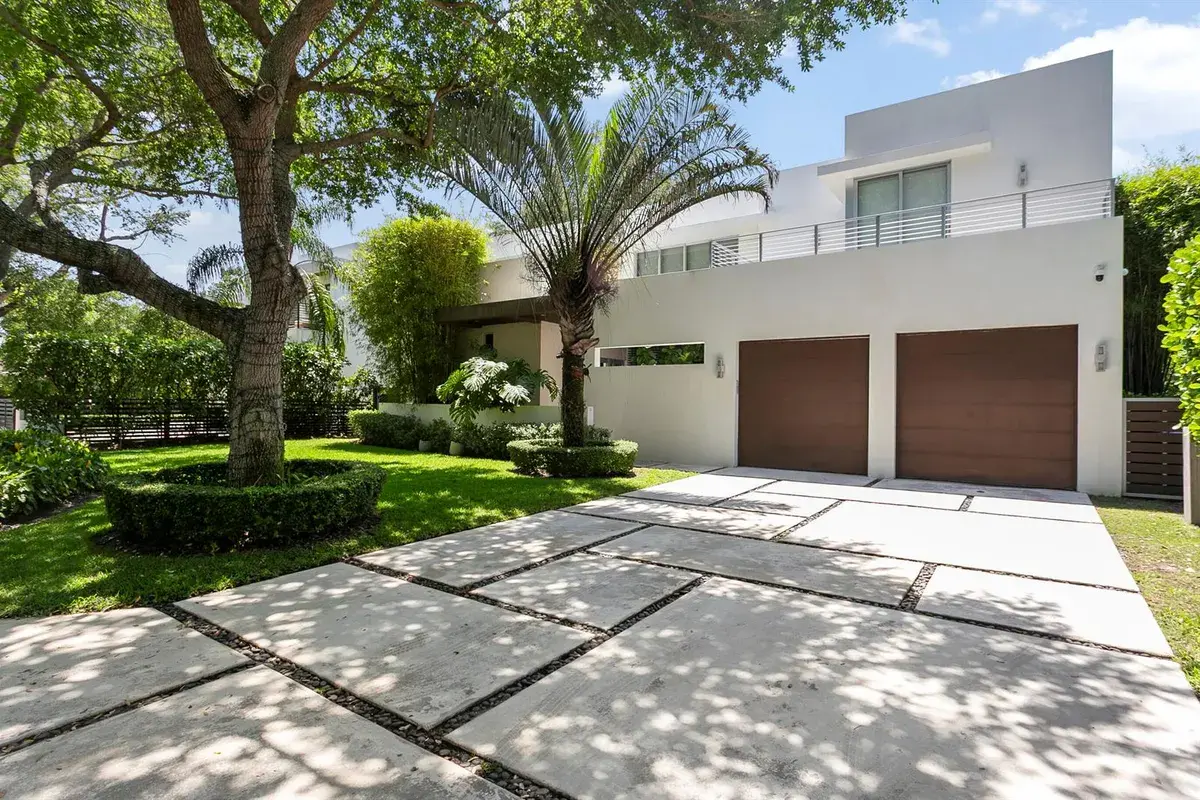 7700 SW 53rd Court, Miami FL 33143